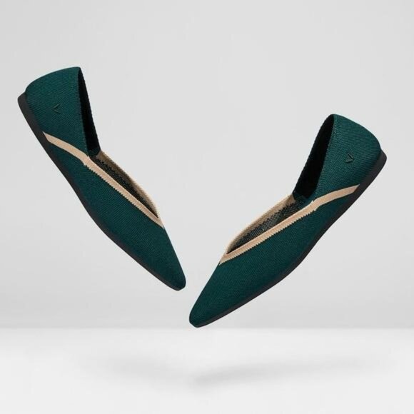 Vivaia Pointed-Toe V-Cut Flats in Deep Peacock - Euro Size 41 - Picture 4 of 11